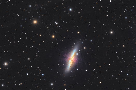 M82 - nový snímek - detail